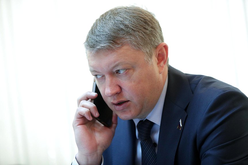 Первый заместитель Председателя Комитета по природным ресурсам, собственности и земельным отношениям Евгений Марков