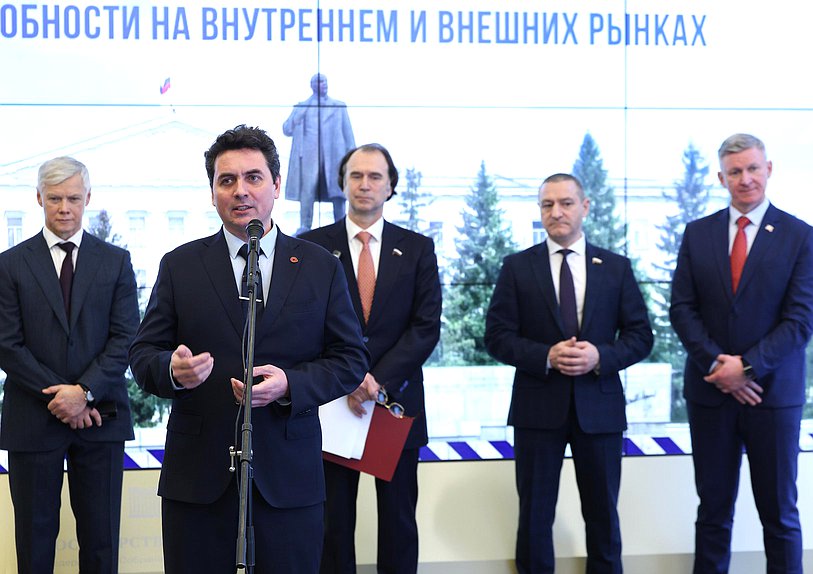 Открытие выставки «Курган — между прошлым и будущим. Технологический суверенитет: инженерный и производственный потенциал Курганской области — гарантия конкурентоспособности на внутреннем и внешних рынках»