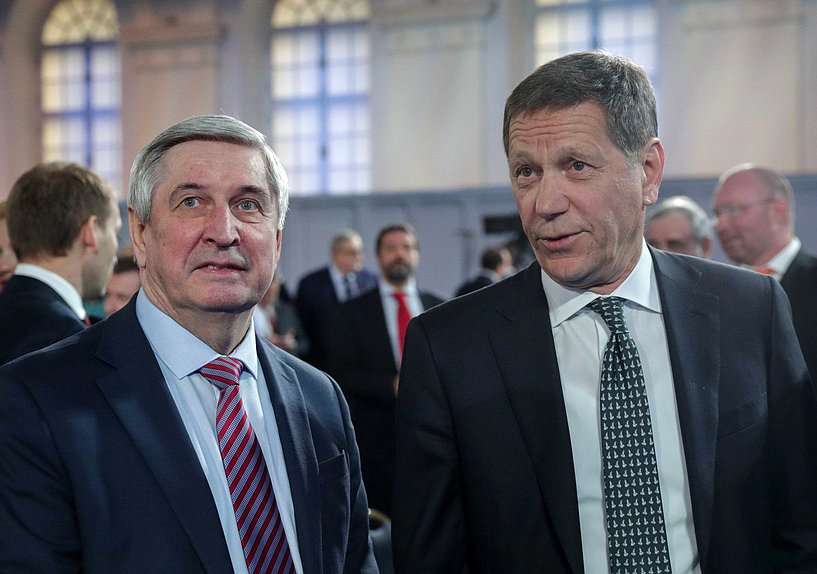First Deputy Chairmen of the State Duma Ivan Melnikov and Aleksandr Zhukov