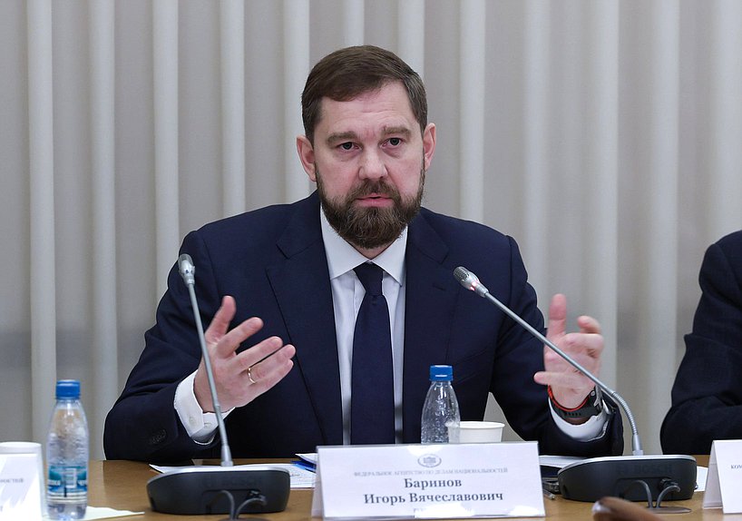 Руководитель Федерального агентства по делам национальностей Игорь Баринов
