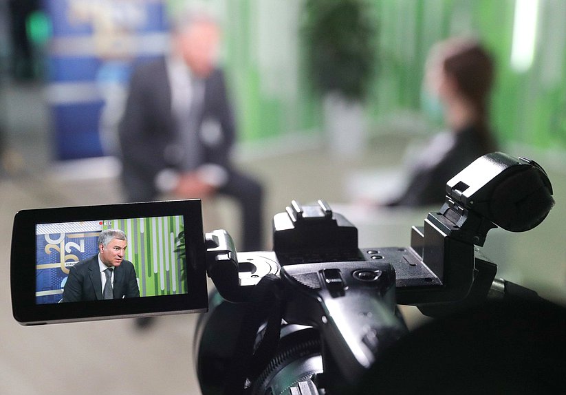 Председатель Государственной Думы Вячеслав Володин и депутаты приняли участие в работе Петербургского международного экономического форума (ПМЭФ)