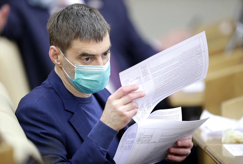 Член Комитета по международным делам Сергей Железняк