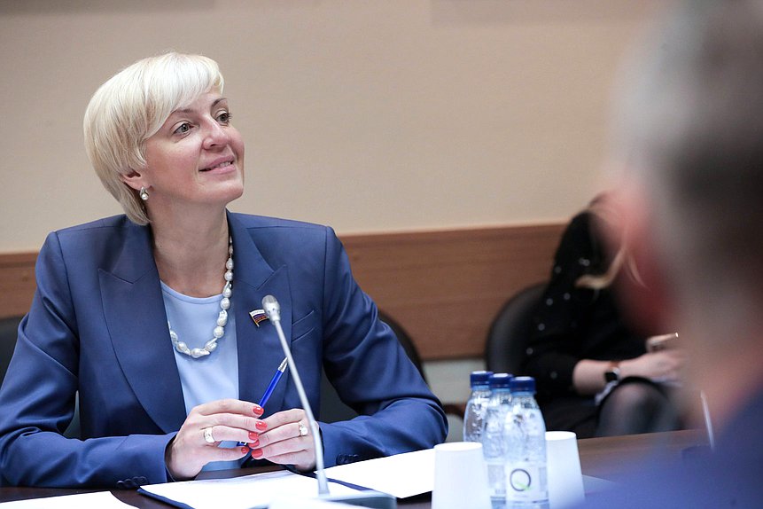 Заместитель Председателя Комитета по просвещению Ирина Ивенских