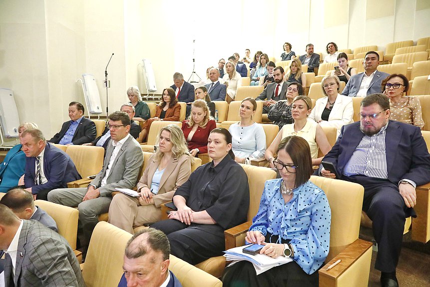 Совместное заседание комитетов ГД в рамках подготовки к проведению «правительственного часа» на тему: «О приоритетах в реализации демографической политики РФ»
