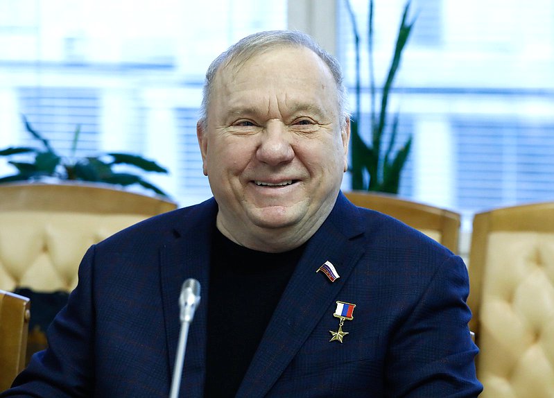 Заместители Председателя Комитета по развитию гражданского общества, вопросам общественных и религиозных объединений Владимир Шаманов