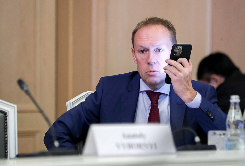 Первый заместитель Председателя Комитета Комитета по безопасности и противодействию коррупции Андрей Луговой