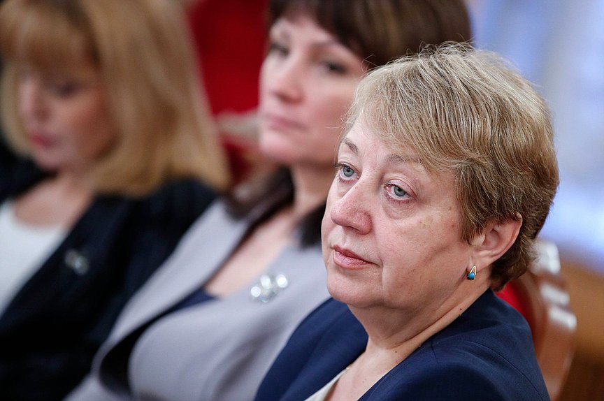 Заседание экспертного совета Комитета по вопросам семьи, женщин и детей