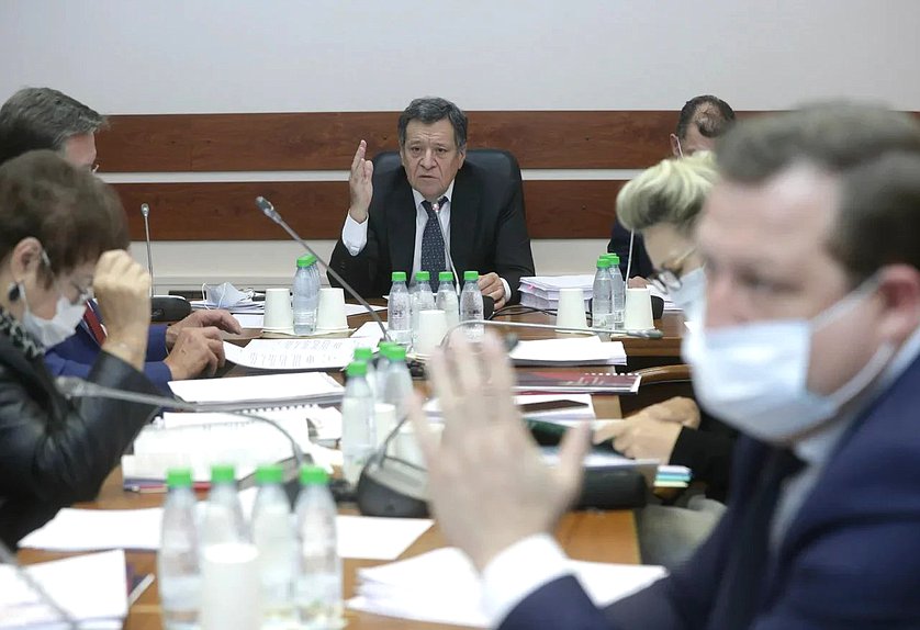 Заседание Комитета по бюджету и налогам