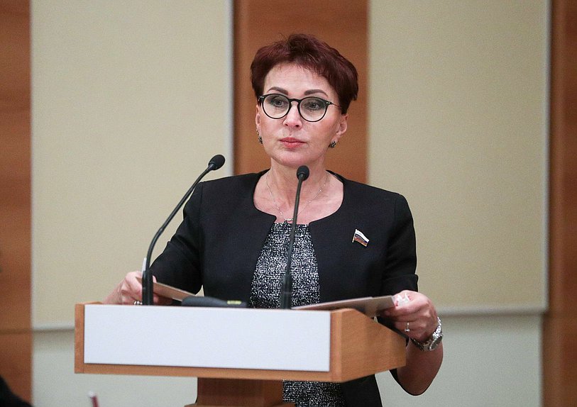Член комитета Совета Федерации по социальной политике Татьяна Кусайко