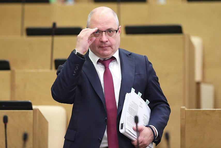 Председатель Комитета по вопросам собственности, земельным и имущественным отношениям Сергей Гаврилов