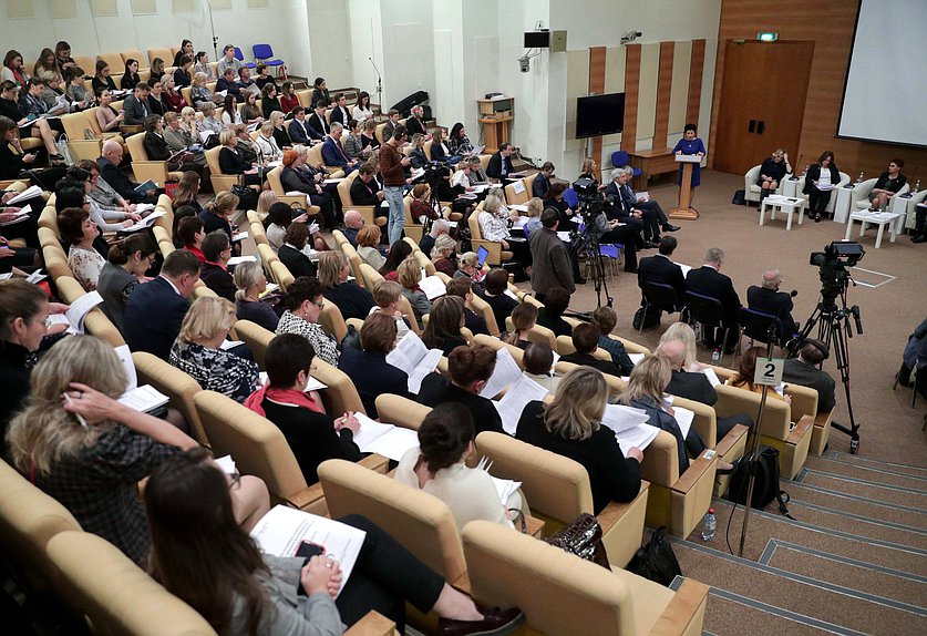 Круглый стол на тему «Совершенствование организации медицинской помощи лицам, страдающим сахарным диабетом»