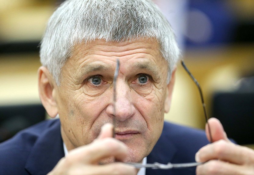 Заместитель Председателя Комитета по аграрным вопросам Алексей Лавриненко