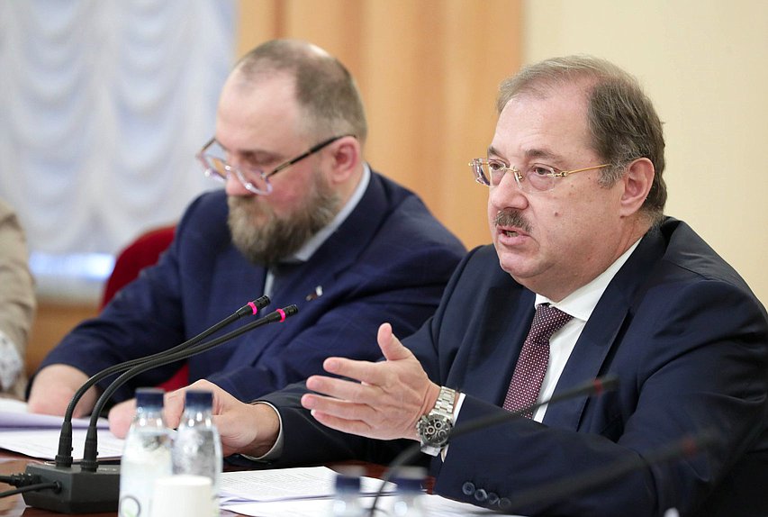 Член Комитета по физической культуре и спорту Борис Пайкин