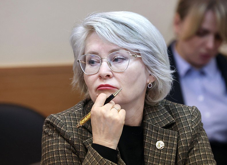 Член Комитета по просвещению Эльвира Аиткулова