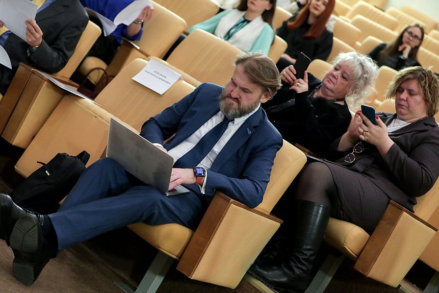 Круглый стол фракции партии «Новые люди» на тему «Мониторинг шума и загрязнения атмосферного воздуха и их влияние на качество жизни людей»