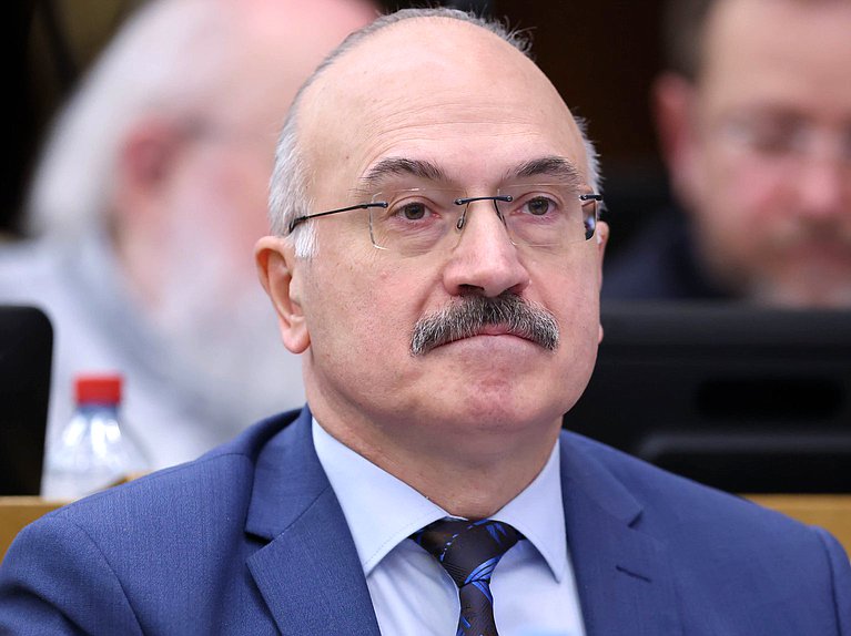 Председатель Комитета по науке и высшему образованию Сергей Кабышев