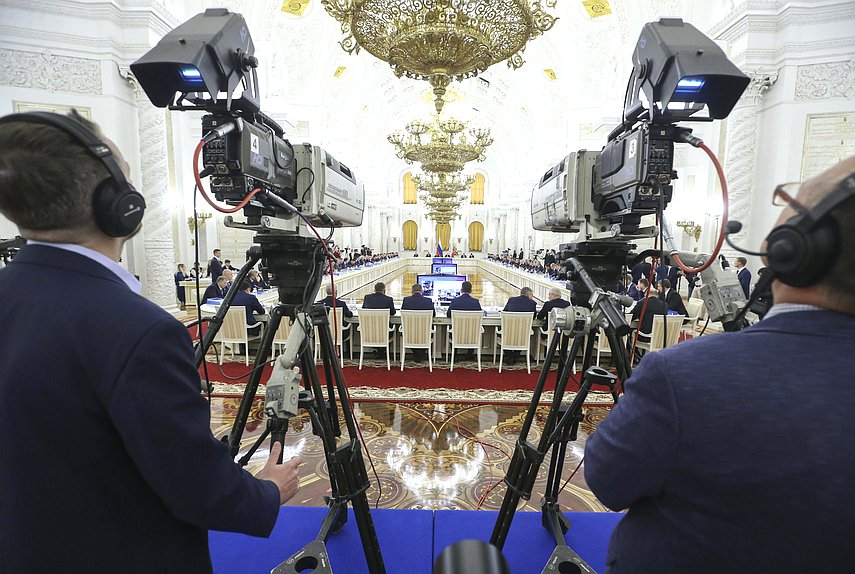 Заседание Госсовета по вопросам развития сети автомобильных дорог и обеспечения безопасности дорожного движения