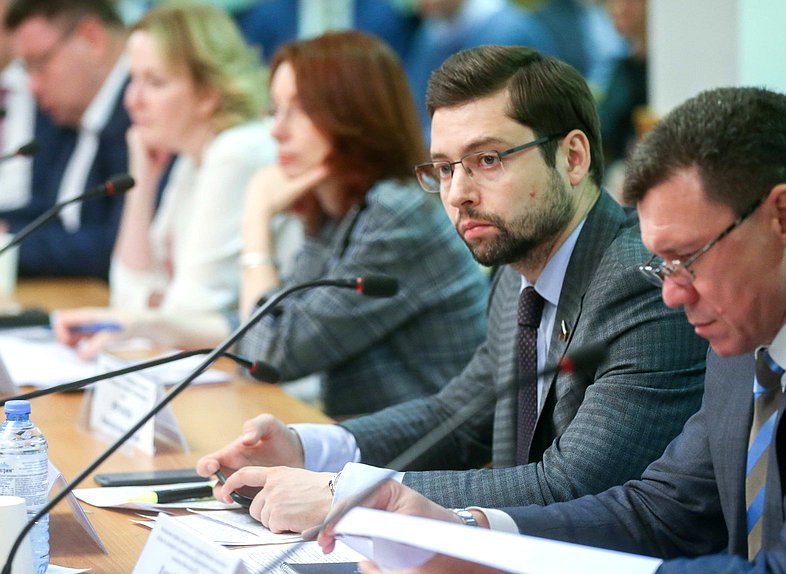 Член Комитета по энергетике Александр Якубовский