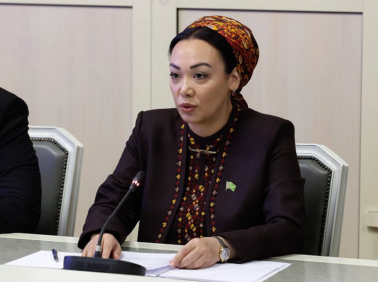 Председатель Меджлиса Туркменистана Дуньягозель Гулманова