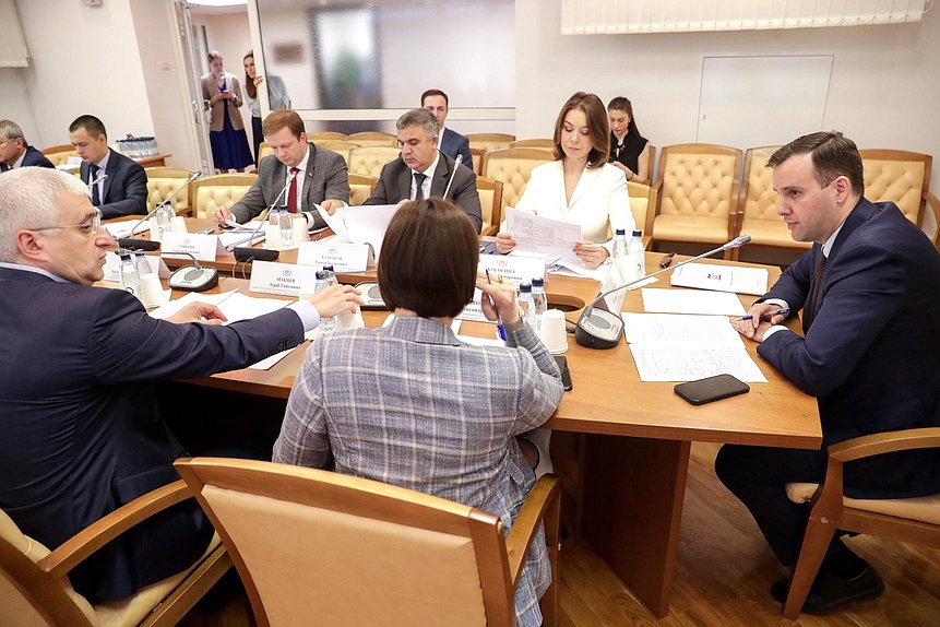 Заседание Комитета по малому и среднему предпринимательству