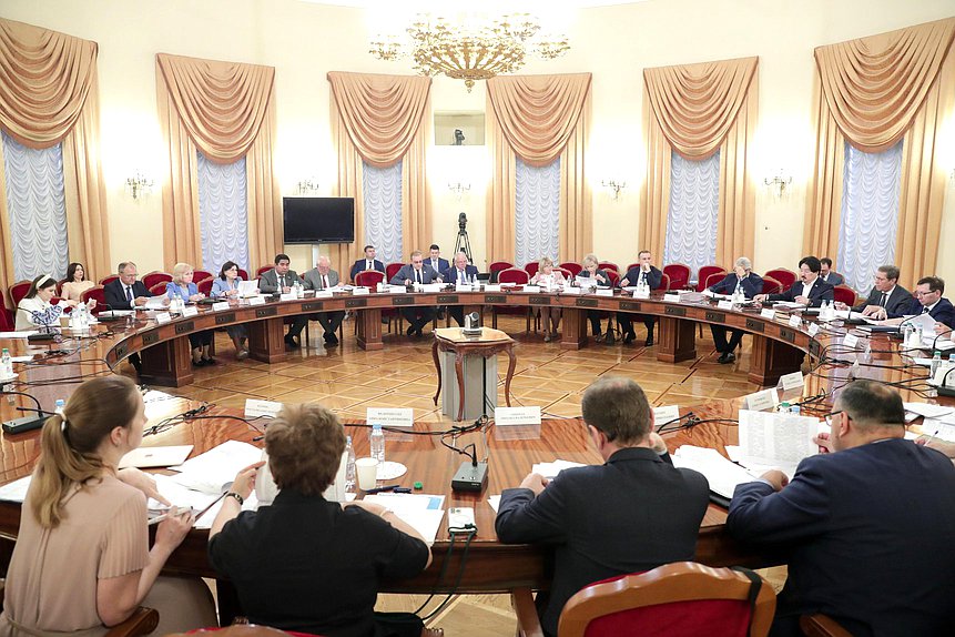 Заседание Комитета по охране здоровья