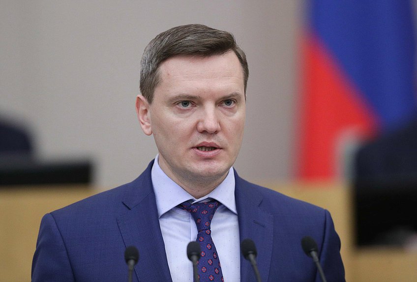 Член Комитета по государственному строительству и законодательству Даниил Бессарабов