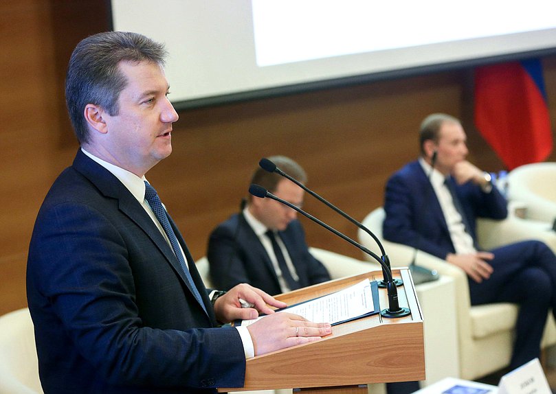 Заместитель Председателя Комитета по финансовому рынку Антон Гетта