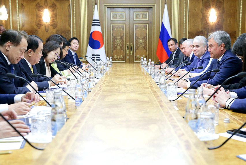 Meeting of Chairman of the State Duma Viacheslav Volodin and Chairman of the National Assembly of the Republic of Korea Moon Hee-sang