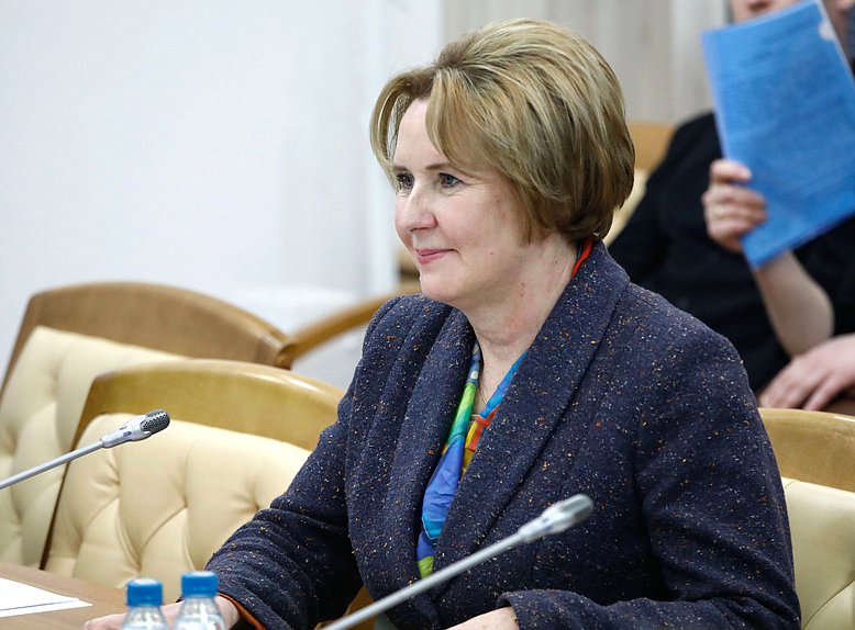 Заместитель Председателя Комитета по строительству и ЖКХ Светлана Разворотнева