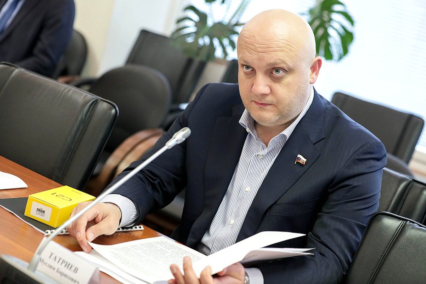 Член Комитета по энергетике Муслим Татриев