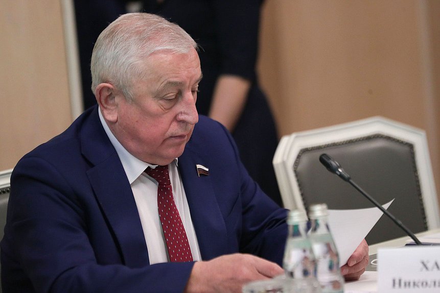 Председатель Комитета по развитию Дальнего Востока и Арктики Николай Харитонов