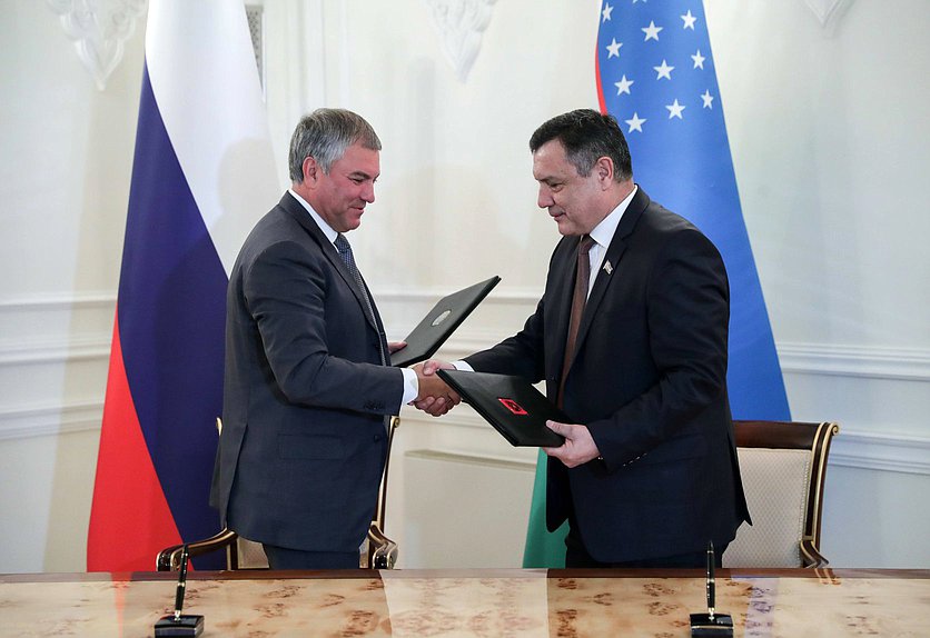 Chairman of the State Duma Viacheslav Volodin and Speaker of the Legislative Chamber of the Oliy Majlis Nuriddinjon Ismailov