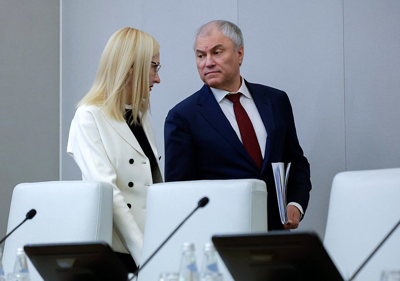 Председатель Государственной Думы Вячеслав Володин и заместитель Председателя Государственной Думы Ирина Яровая