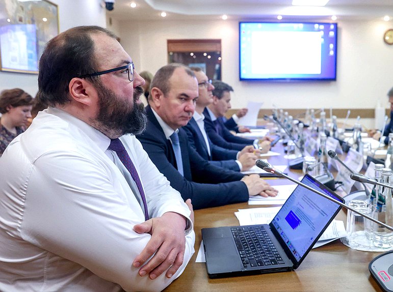 Министр цифрового развития, связи и массовых коммуникаций РФ Максут Шадаев