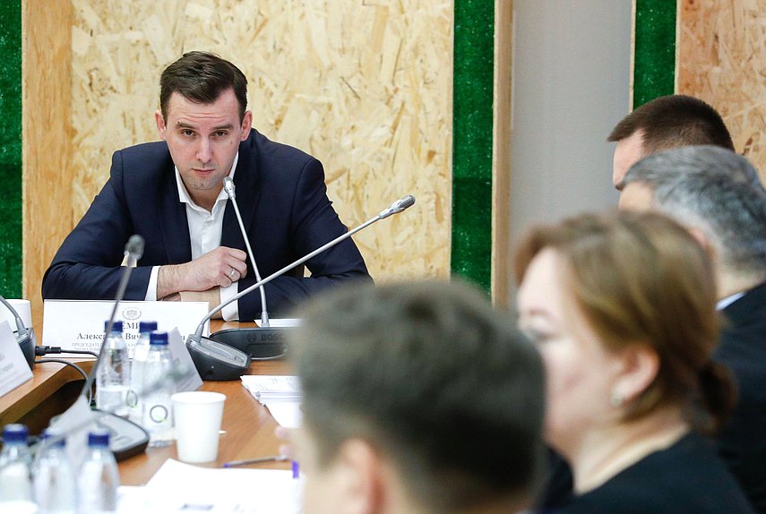 Председатель Комитета по малому и среднему предпринимательству Александр Демин