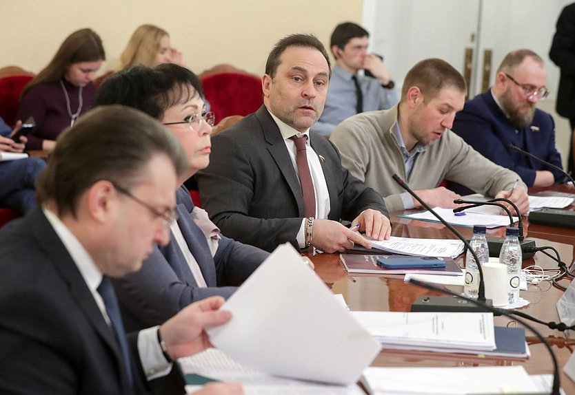 Председатель Комитета по физической культуре и спорту Дмитрий Свищев