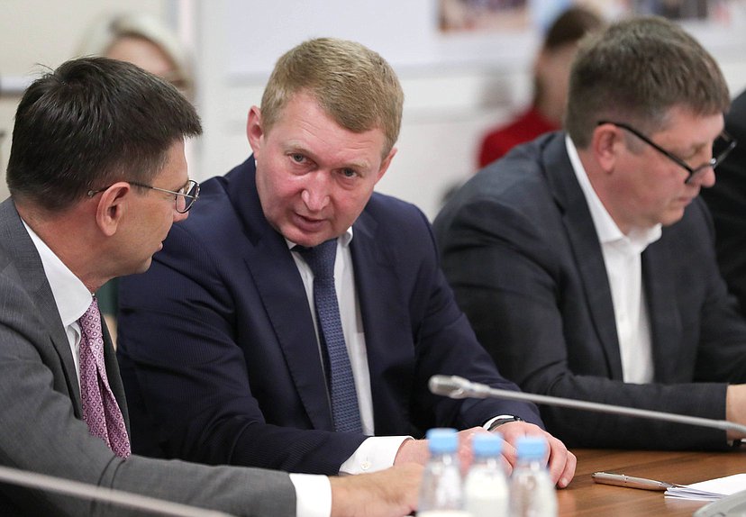 Заседание Комитета по промышленности и торговле