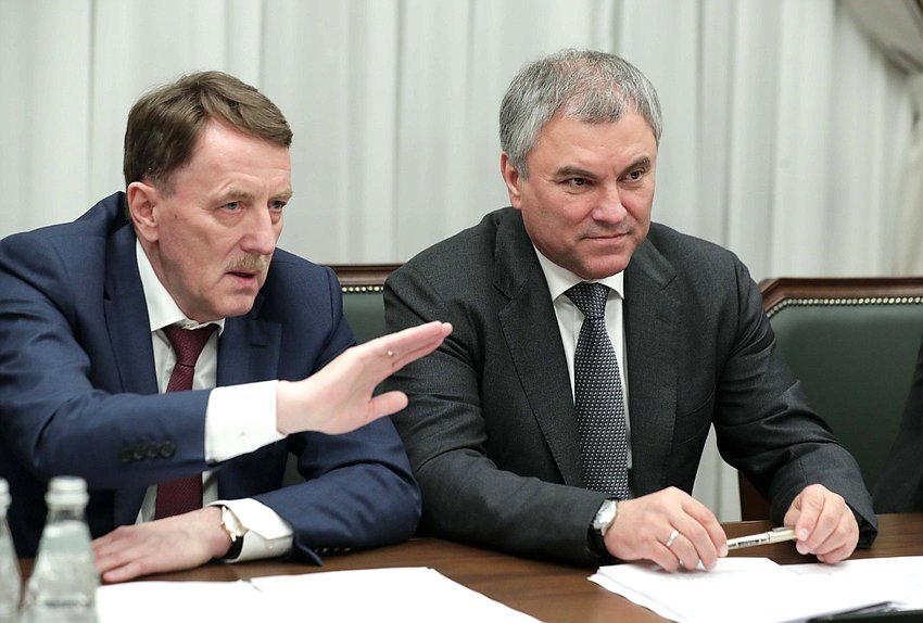 Deputy Chairman of the State Duma Aleksei Gordeev and Chairman of the State Duma Viacheslav Volodin