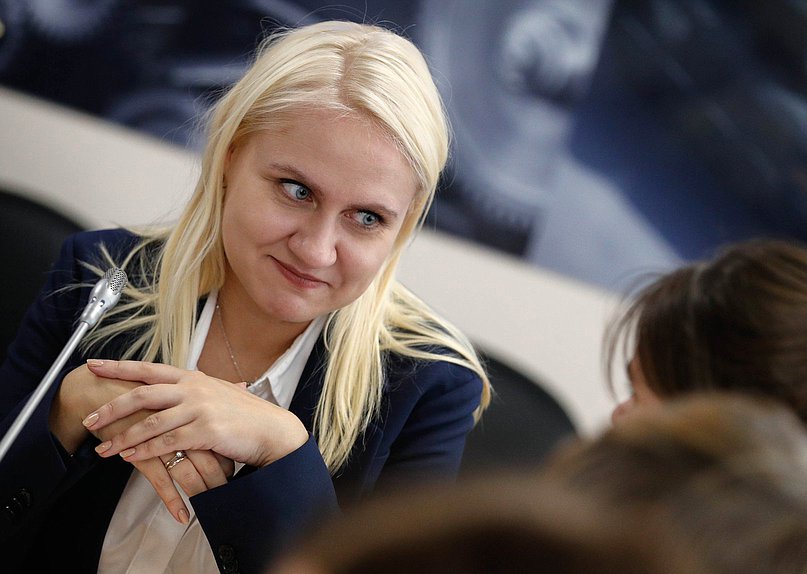 Заседание экспертного совета Комитета по промышленности и торговле по развитию промышленной инфраструктуры (индустриальные парки, технопарки, экотехнопарки и кластеры)