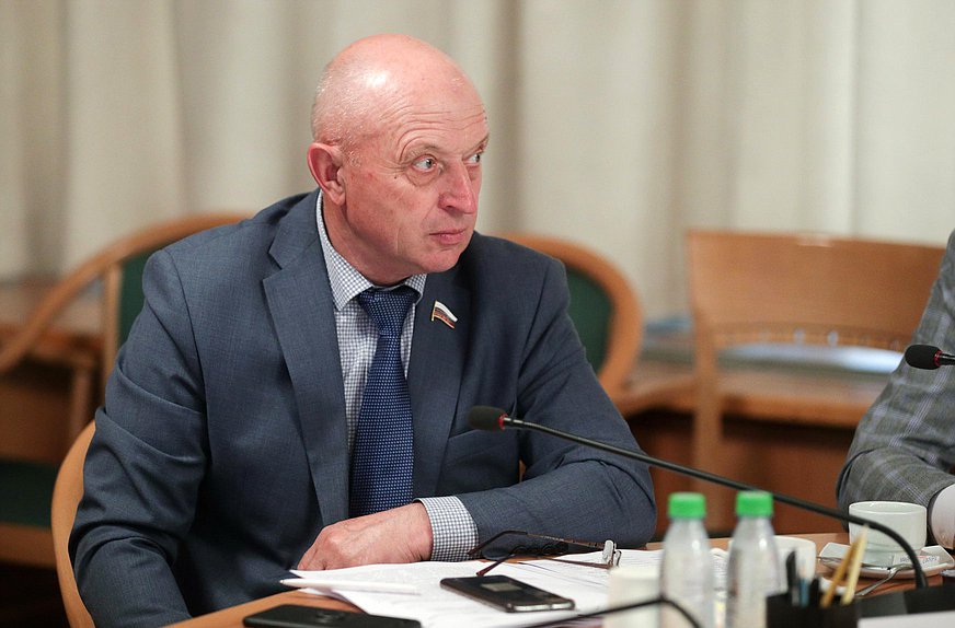 Член Комитета по региональной политике и проблемам Севера и Дальнего Востока Иван Фирюлин