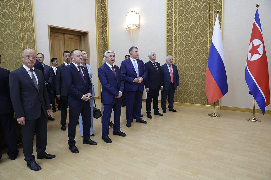 Встреча Председателя Государственной Думы Вячеслава Володина с Председателем Президиума Верховного народного собрания КНДР Цой Рён Хэ