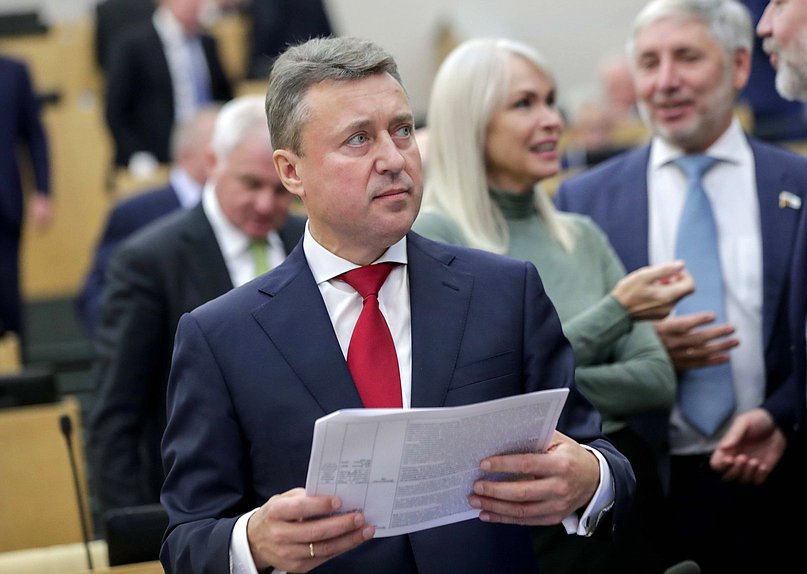Член Комитета по безопасности и противодействию коррупции Анатолий Выборный