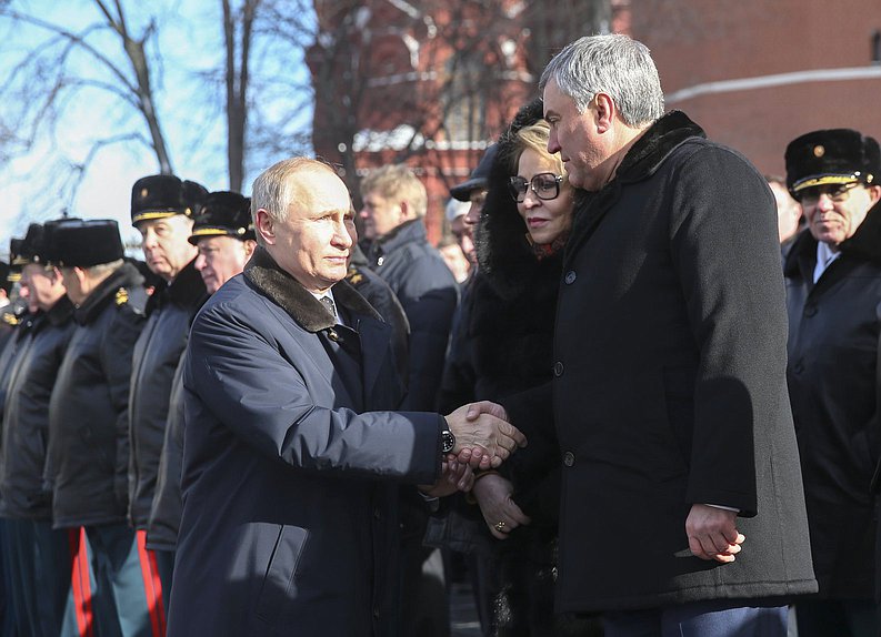 Президент РФ Владимир Путин, Председатель Государственной Думы Вячеслав Володин и Председатель Совета Федерации Валентина Матвиенко