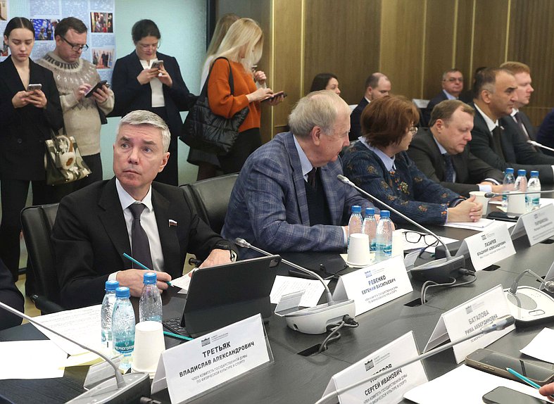 Член Комитета по физической культуре и спорту Евгений Ревенко