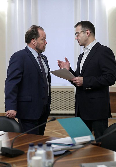 Первые заместители Председателя Комитета по культуре Александр Шолохов и Дмитрий Певцов