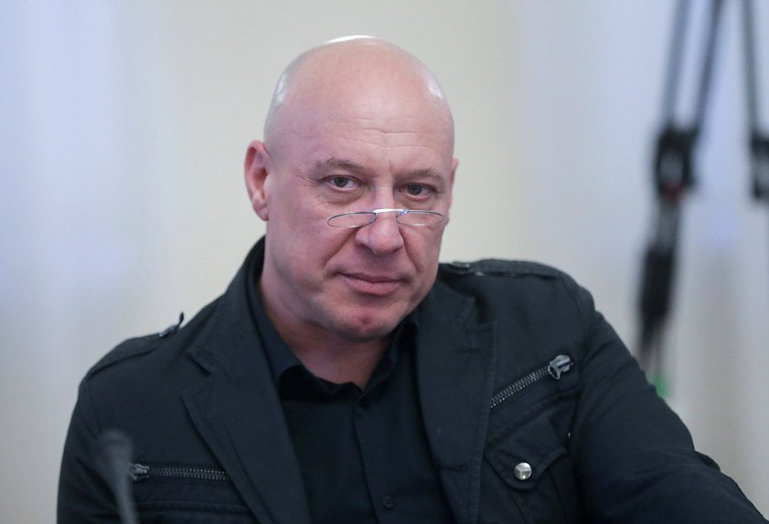 Первый заместитель Председателя Комитета по культуре Денис Майданов