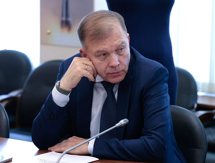 Член Комитета по промышленности и торговле Александр Курдюмов
