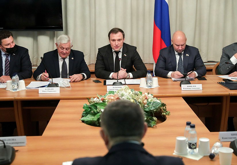 Председатель Комитета по строительству и жилищно-коммунальному хозяйству Сергей Пахомов