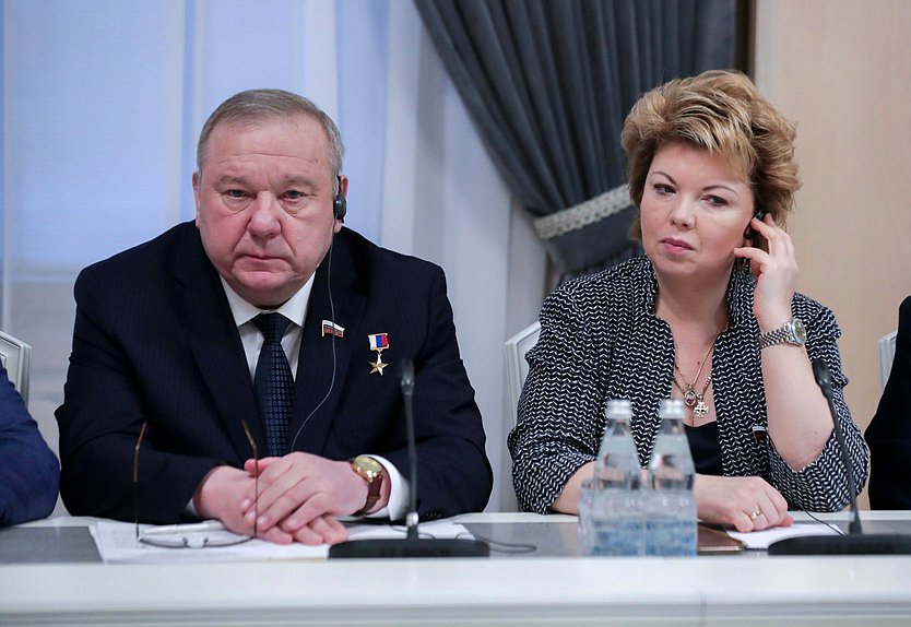Chairman of the Committee on Defence Vladimir Shamanov and Chairwoman of the Committee on Culture Elena Iampolskaya
