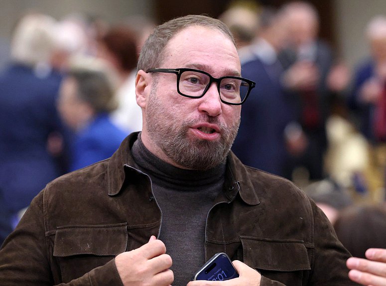 Заместитель Председателя Комитета по информационной политике, информационным технологиям и связи Антон Горелкин